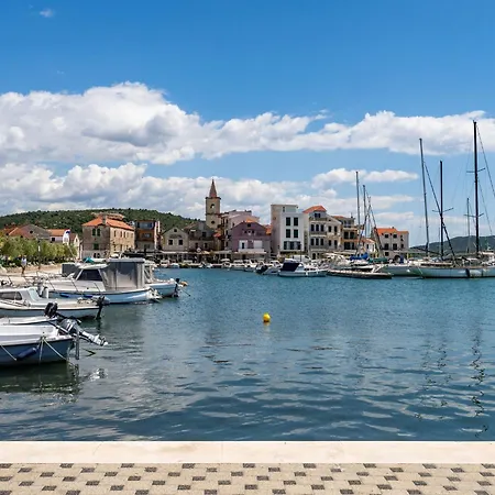 Delux Eco By Interhome بيت للعطل *