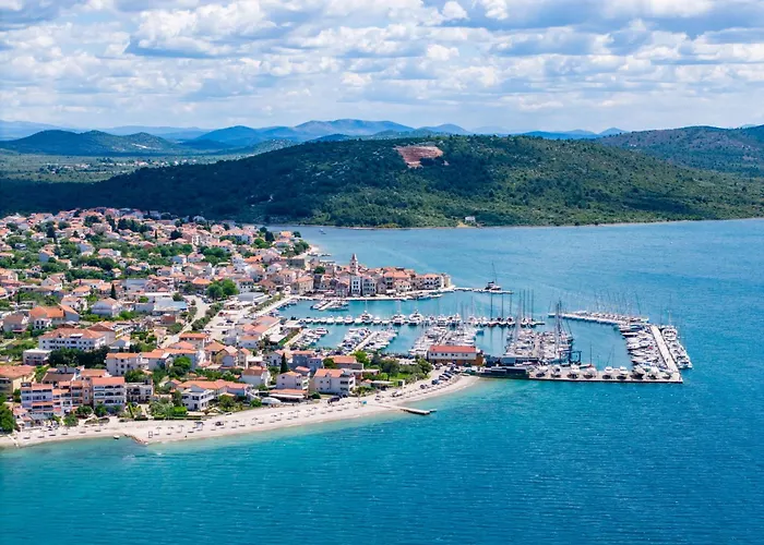 Сasa de vacaciones Delux Eco By Interhome