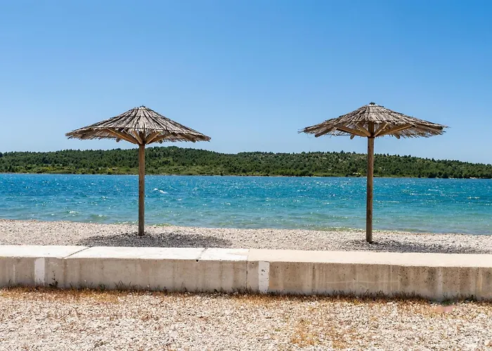 Сasa de vacaciones Delux Eco By Interhome *