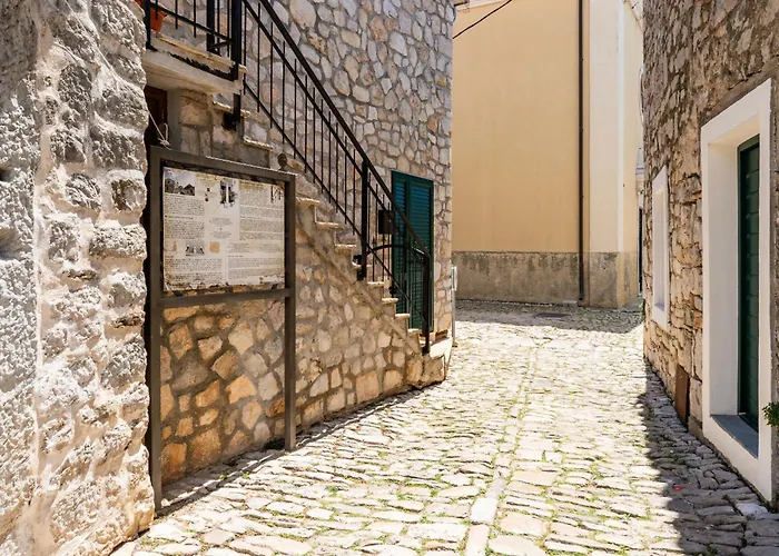 Delux Eco By Interhome *